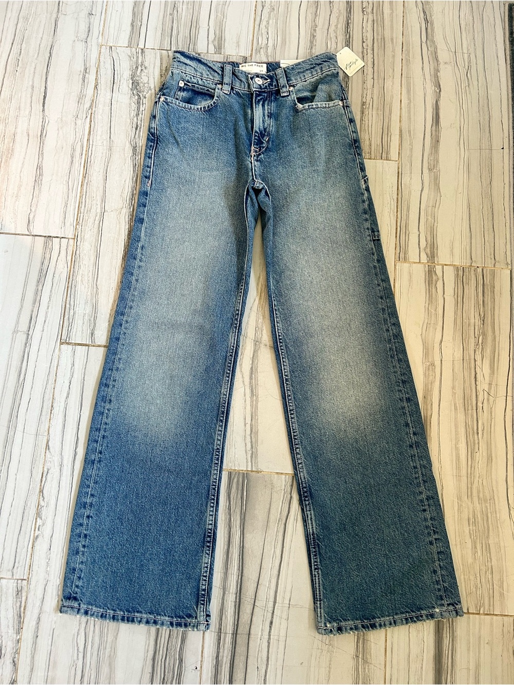 NWT We The Free Tinsley Baggy High-Rise Jeans in Hazey Blue - Picture 2 of 15